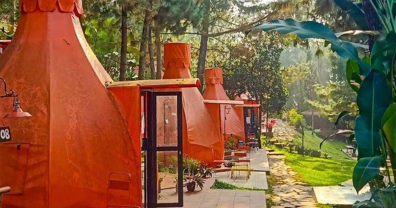 Instagram.com/esspressio and thelodgemaribaya